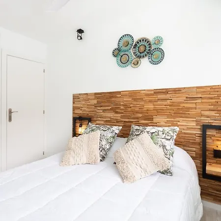 Home2book Modern Americas Pool&terrace Apartamento *